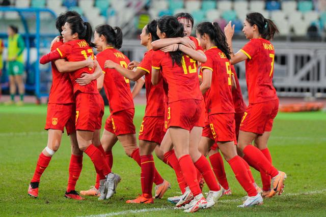 包含国际女足对决！实力相当精彩绝伦的词条