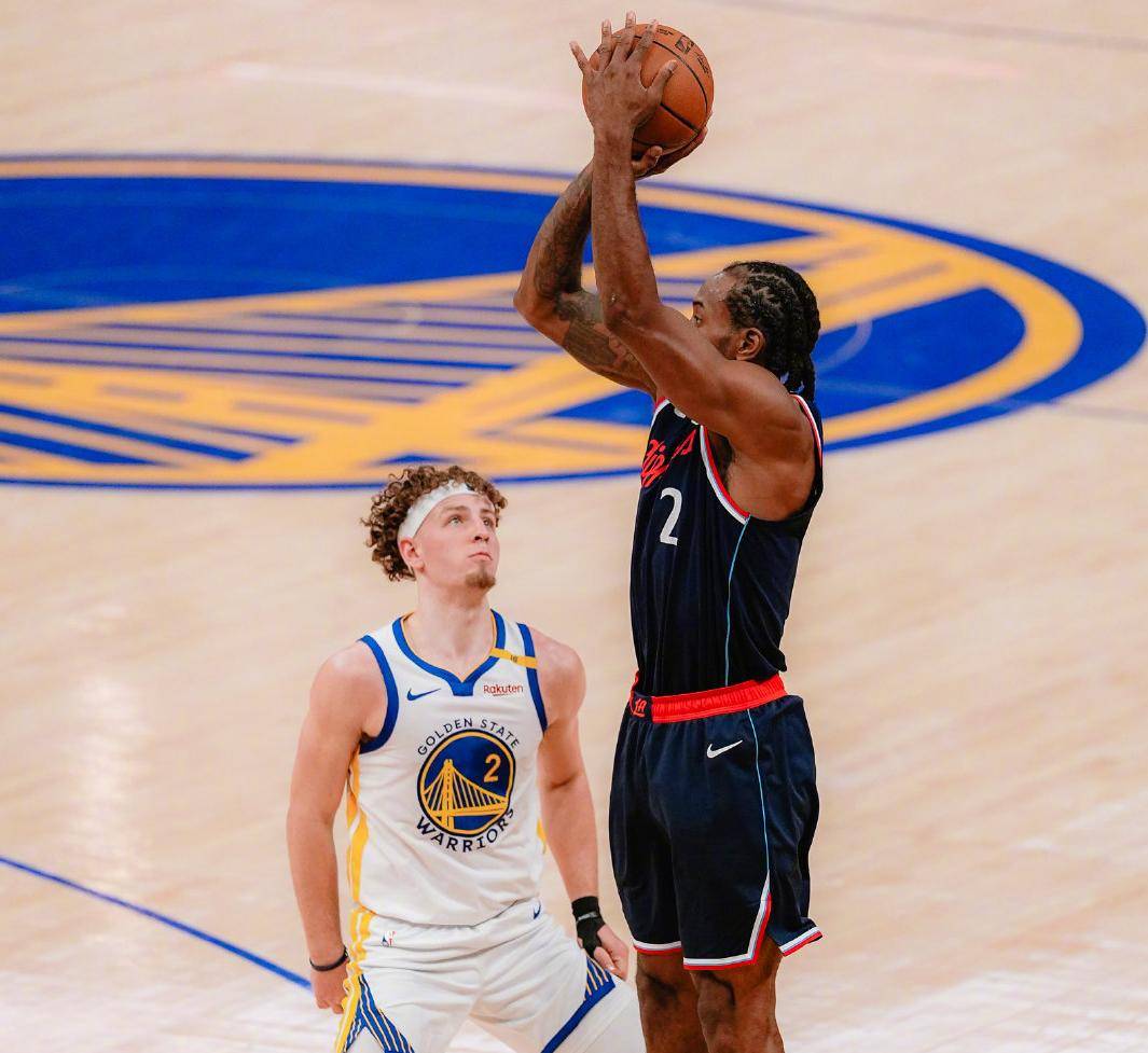 快船力克森林狼，哈雷尔分表现出色的简单介绍