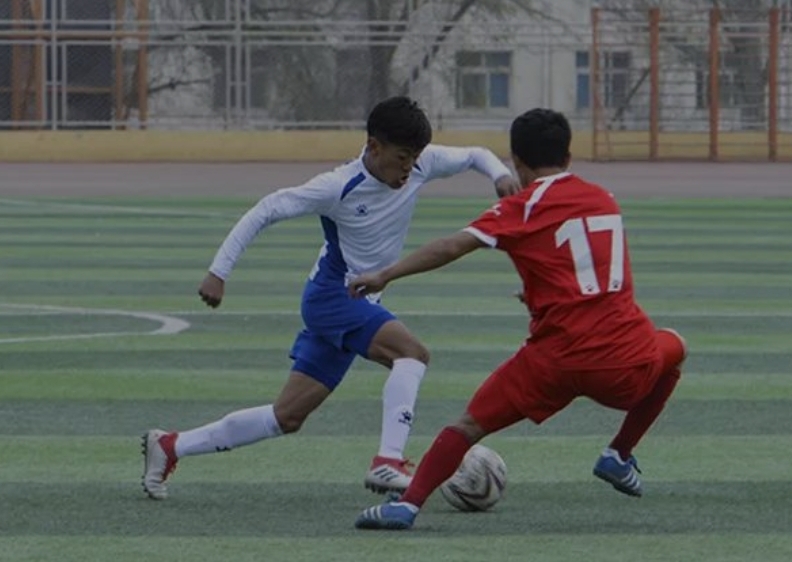 伯镇逆转格里姆斯比，完美逆袭，球队积极备战下一回合的简单介绍