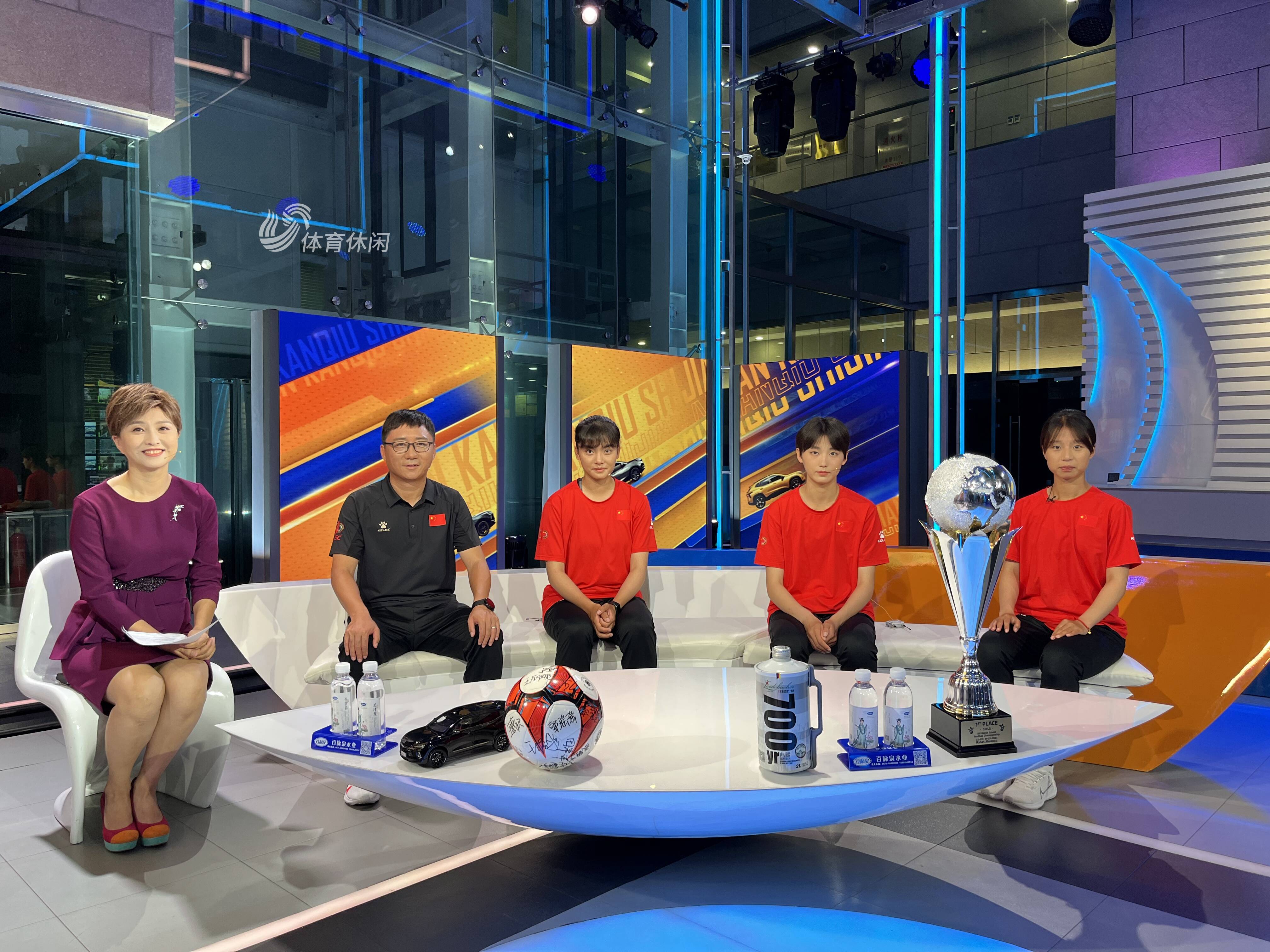 选手出彩逐荣誉，女足比赛精彩绽放的简单介绍