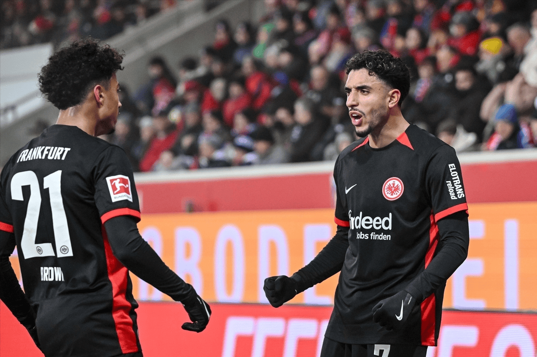 包含法兰克福斩获胜利，成功逆袭的词条