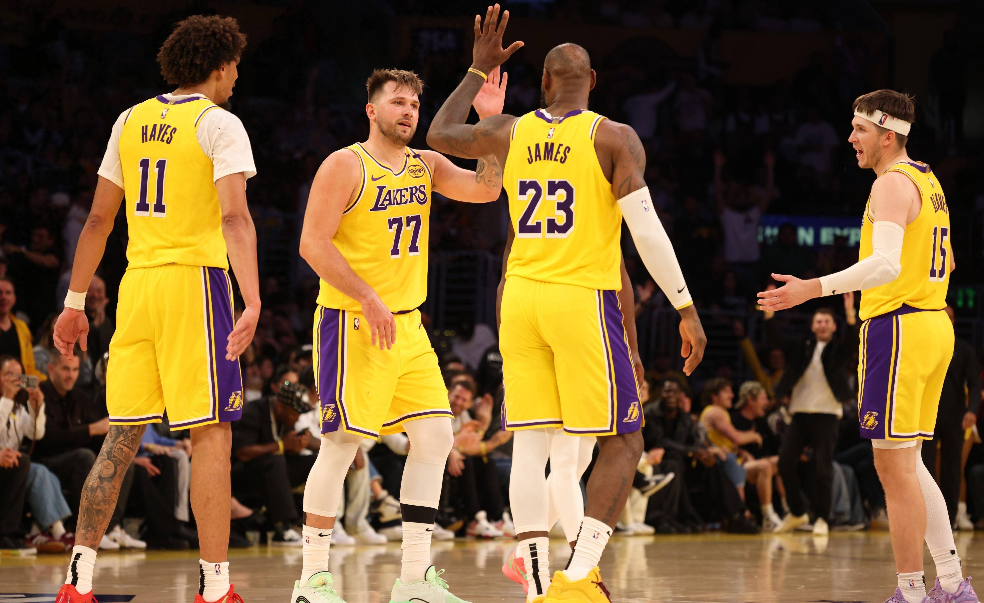 开云APP-包含热火掌控节奏，灵活变阵赢得比赛取得连胜！的词条