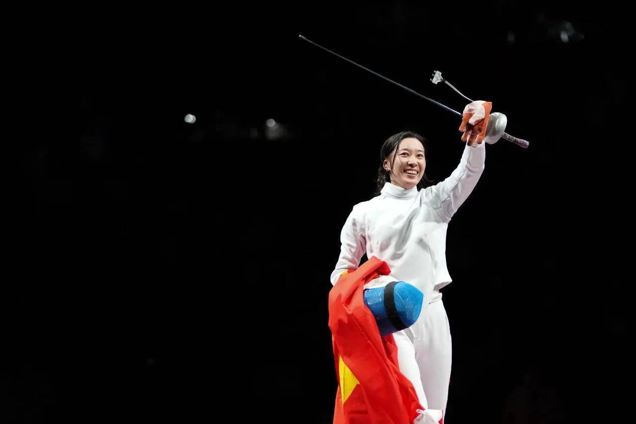 法国运动员在击剑项目中取得胜利