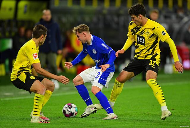 包含欧洲预选赛意外之战，黑马球队逆袭获胜的词条