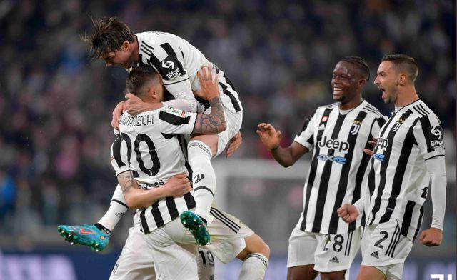 包含尤文客场逼平小组形势微妙犹豫的词条