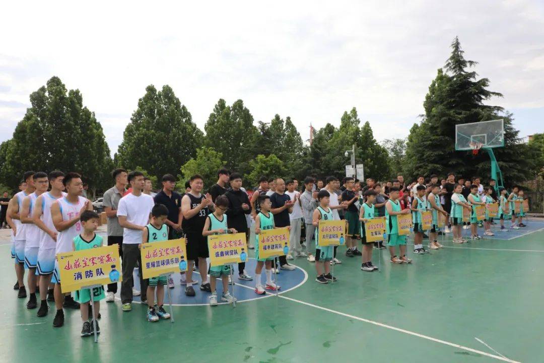 开云体育下载-包含比赛挑战不断，队员精神饱满的词条