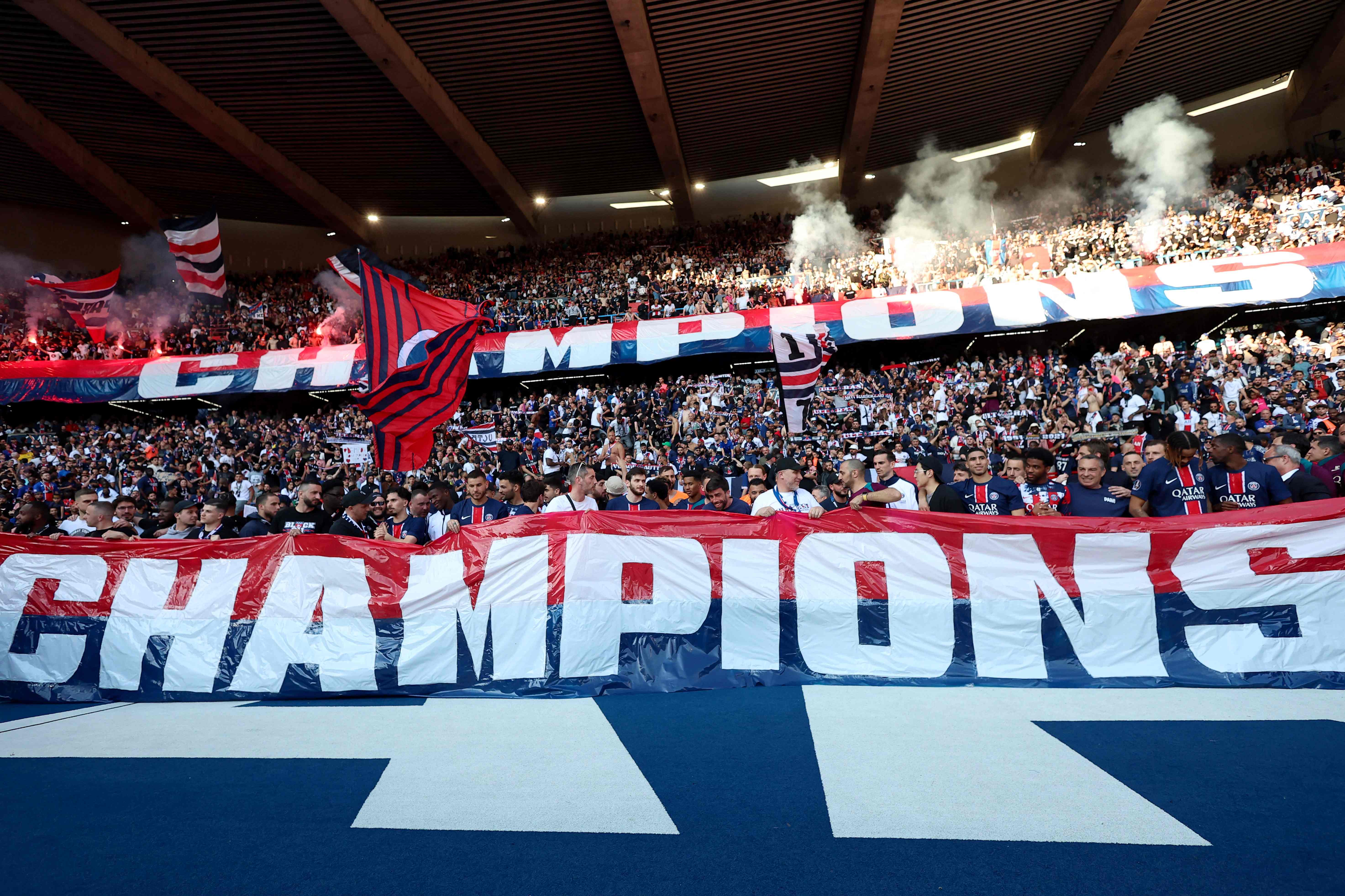 巴黎圣日耳曼击败波尔多，取得胜利