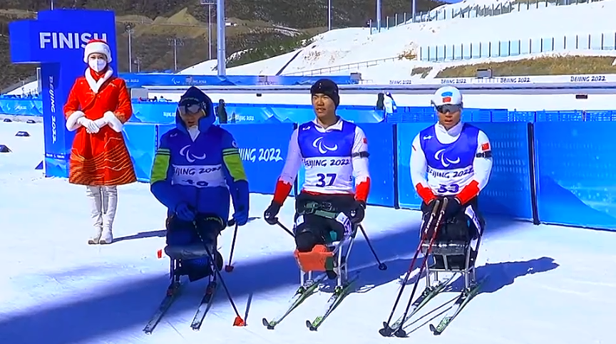 包含斯洛伐克选手在体操比赛中斩获奖牌的词条