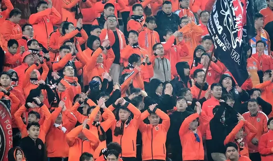 鲁能客场力克泰达，取得三连胜状态火爆