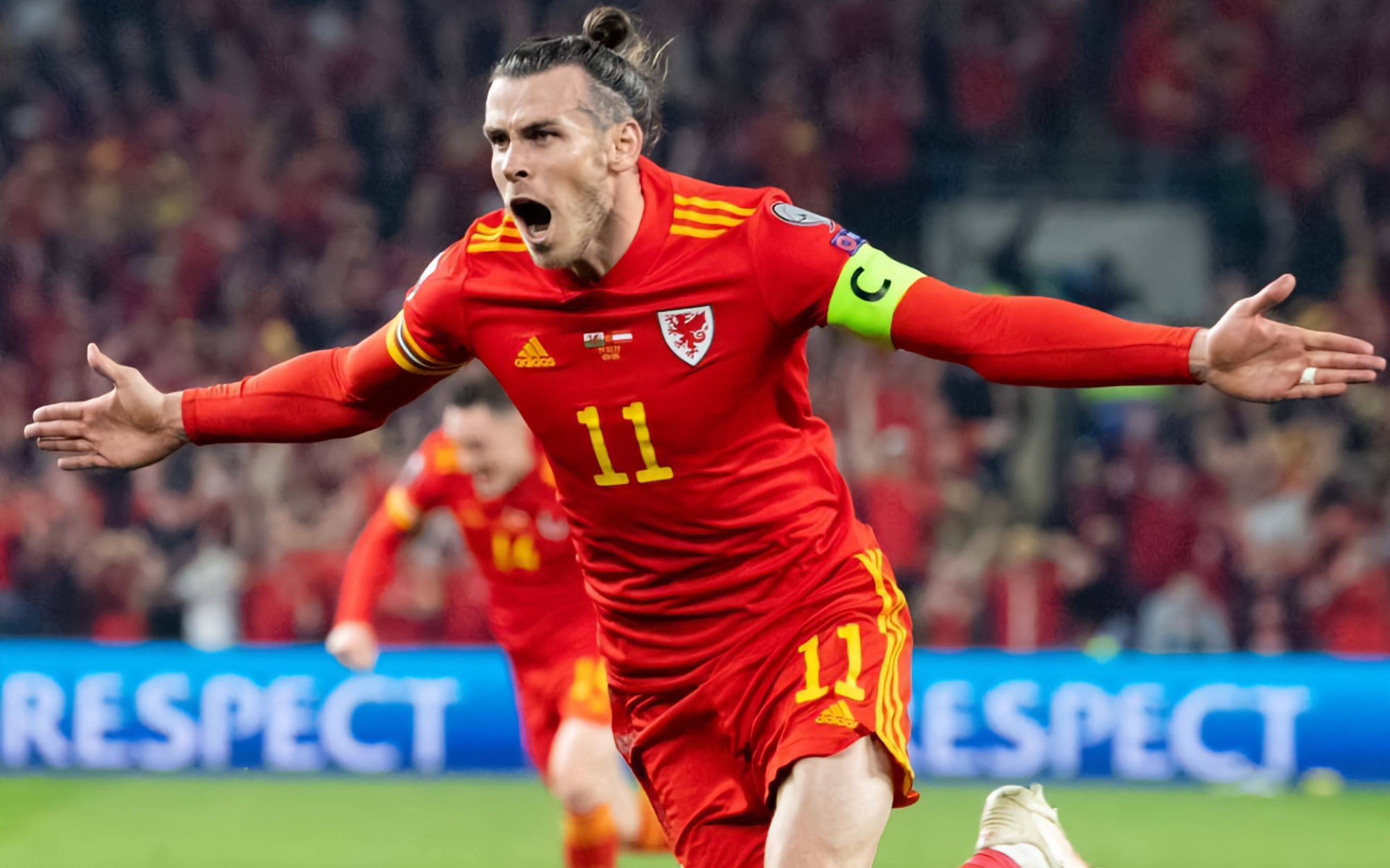 南安普顿青训新秀获首发机会，表现受赞誉