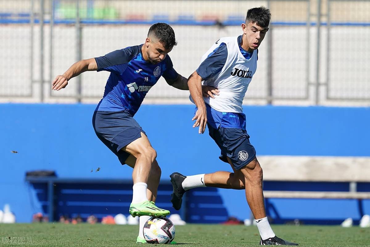 关于赫塔菲连续两轮失利，保级考验临近的信息