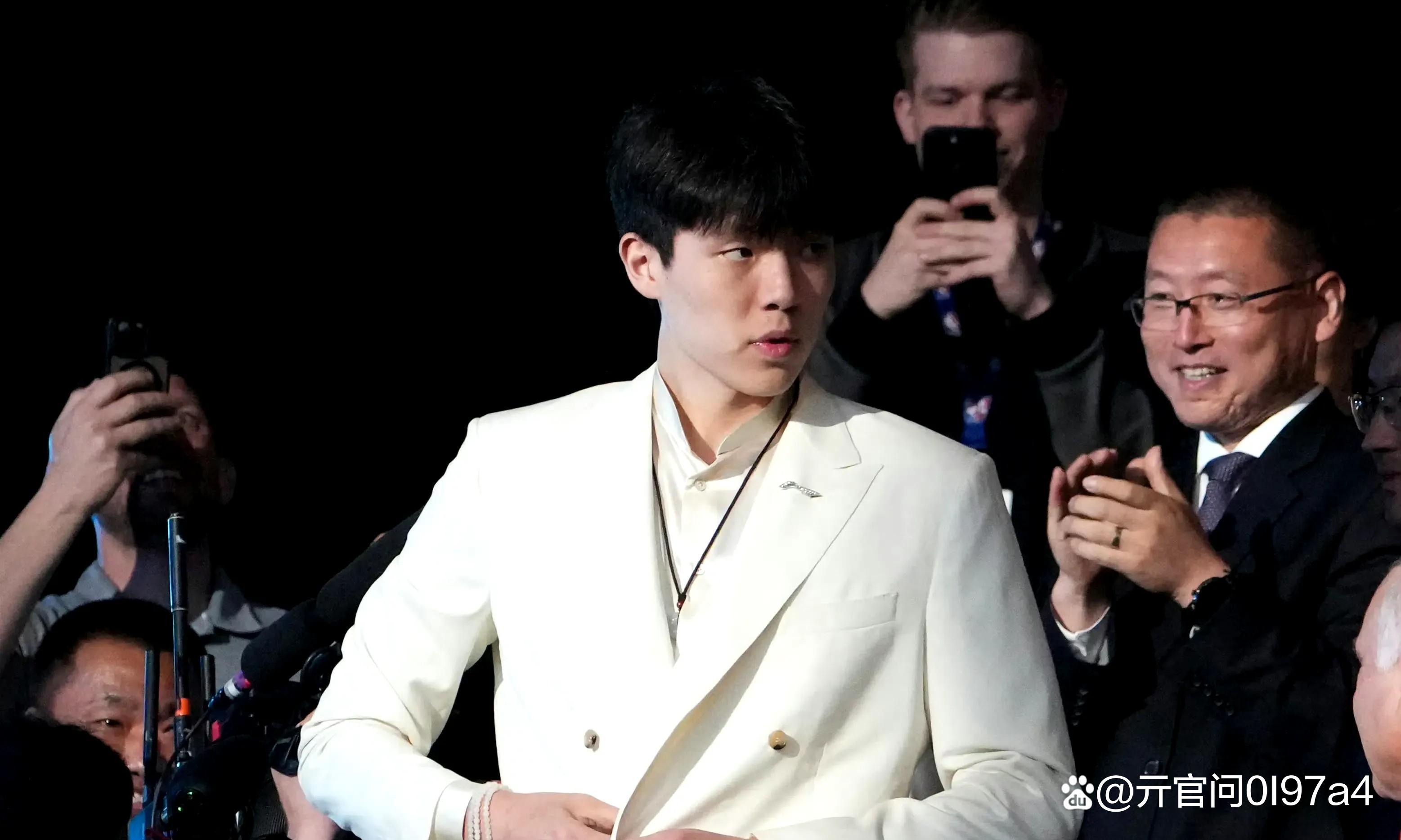 开云APP-开拓者队全队状态正佳，球队成为赛季黑马