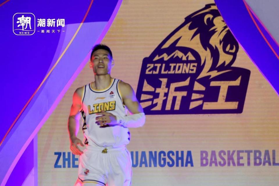 广厦队队员互相鼓励信心满满