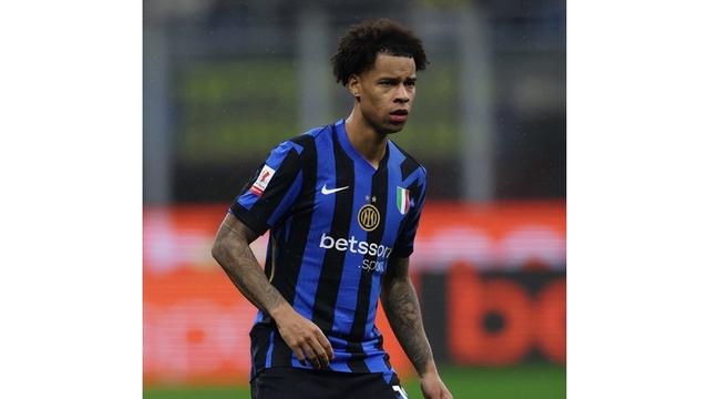 关于进攻防守齐出，球场上的风云变幻的信息