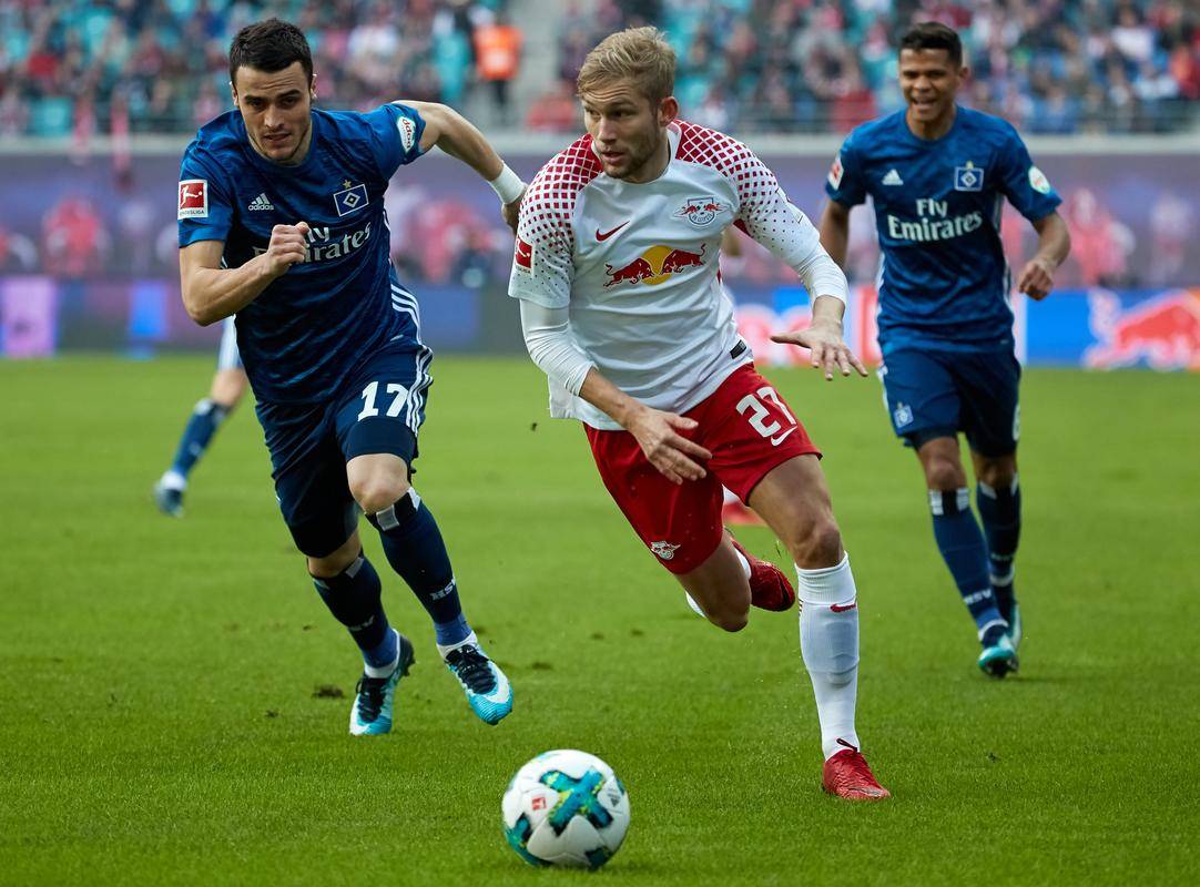 一战成名，实力爆发，成为焦点球员的简单介绍